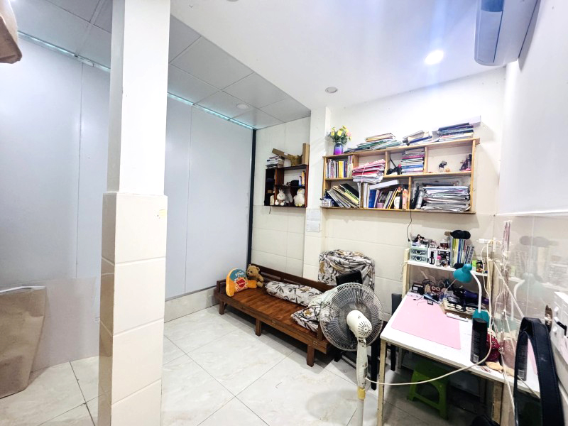 Bán Nhà 3 Tầng  Lô Góc – 2 Mặt Hẻm Xe Hơi – Chỉ 4.85 Tỷ – 77m2_4x19m – Linh Xuân – Thủ Đức. - Ảnh 2
